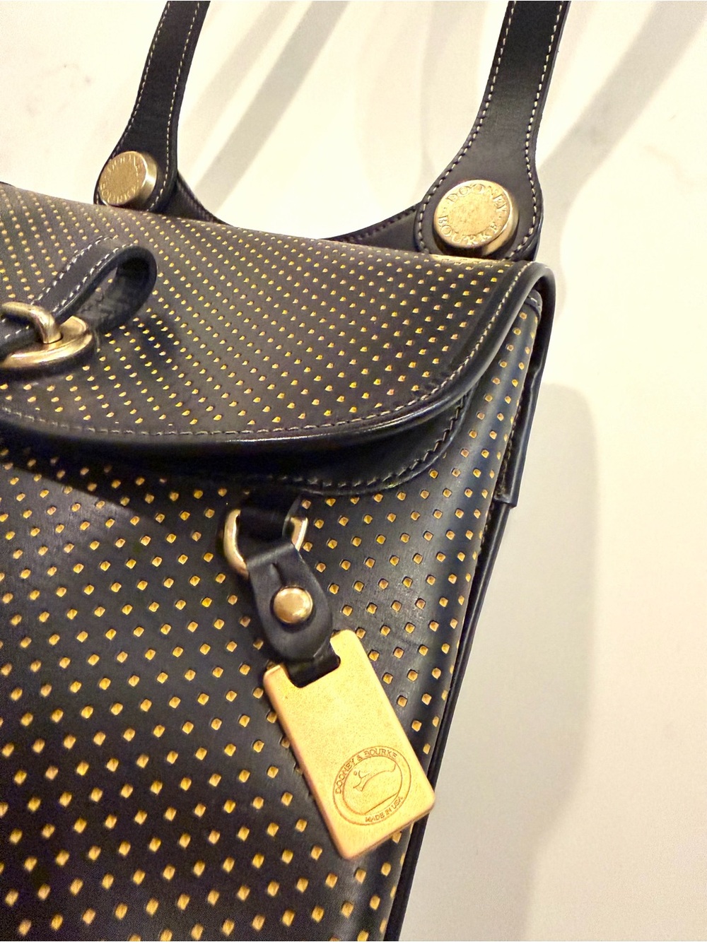 DOONEY & BOURKE•black perforated leather cabriolet vintage shoulder bag - Picture 3 of 14